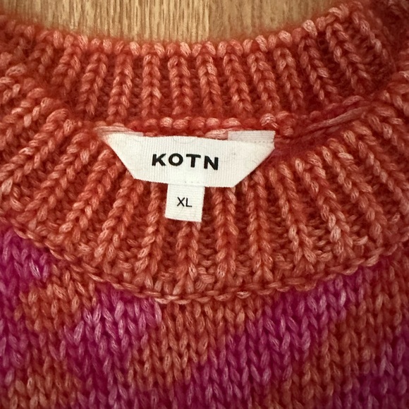 KOTN Pink and Orange Women's Sweater - Picture 2 of 7